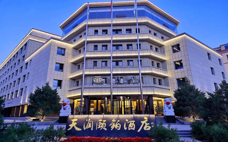 戈壁徒步,公司團建徒步,徒步旅行,敦煌徒步 敦煌華夏國際大酒店.jpg